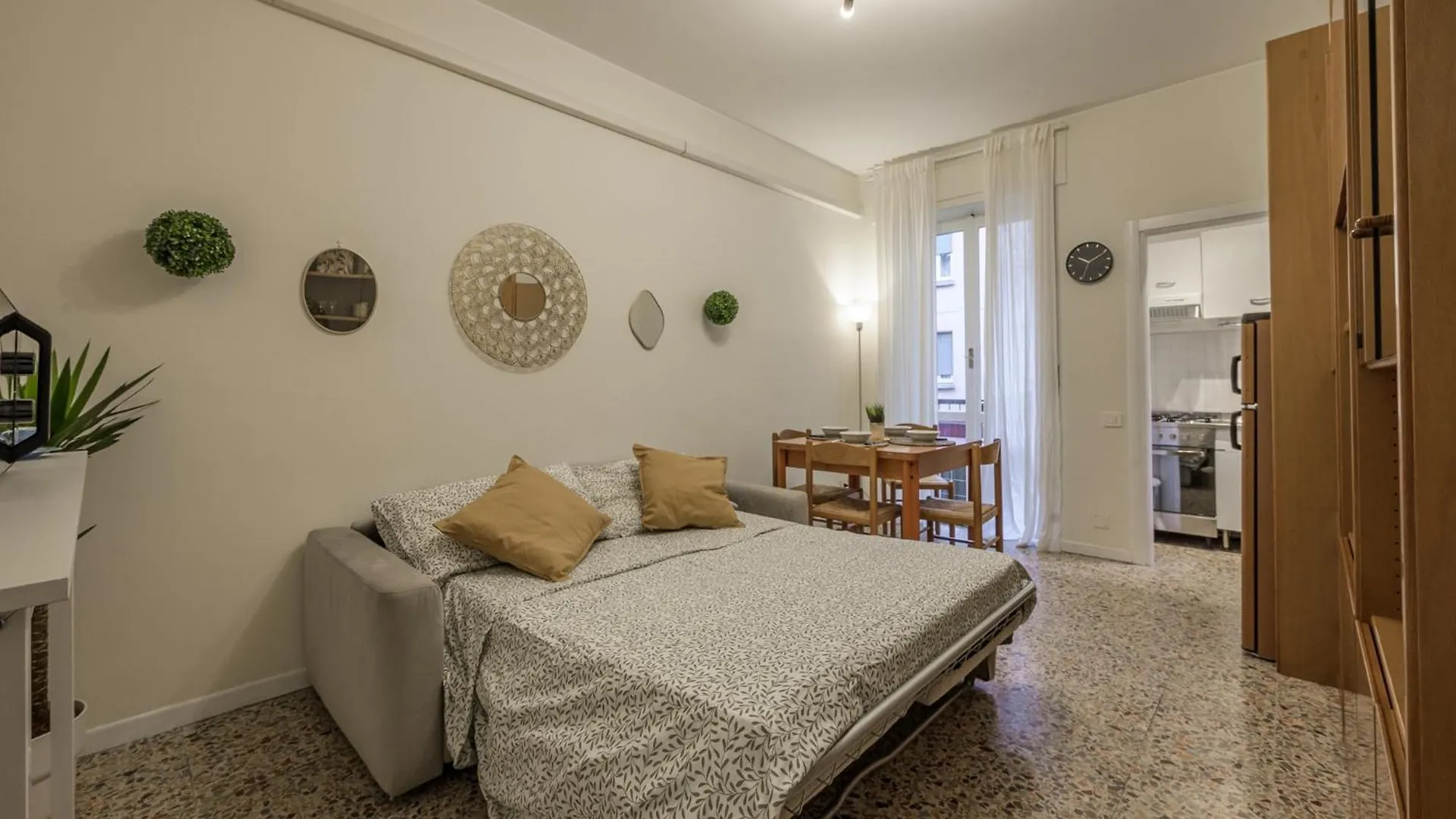 The Bridge Apartment Milan Italy