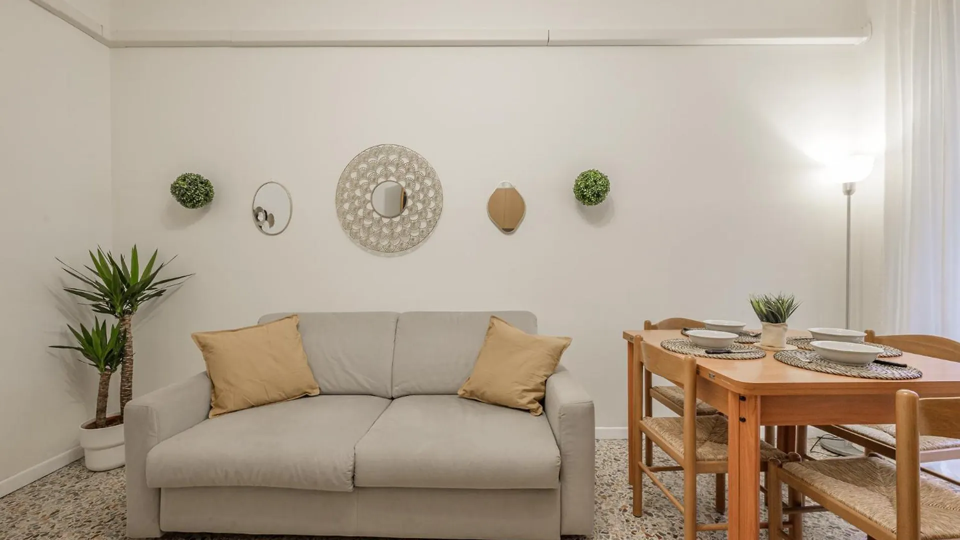The Bridge Apartment Milan Italy